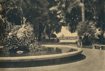 Roma – A Pincio Park. Mózes-kút, Brazza mentette ki a vízből, 1910
