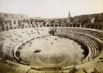 Római amfiteátrum, Nimes, Franciaország, 19. század vége vagy 20. század eleje