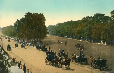 Rotten Row, Hyde Park, London, 1910.