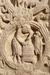 Szent Denis bazilika. Központi portál. Mezőgazdasági naptár, 20150919, Saint-Denis, Franciaország