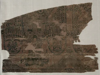 Samita töredékek kétfejű sasokkal, Szent Bernát Calvo sírjából, 1200-1243.