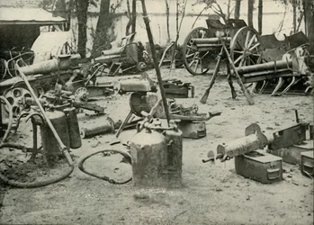 Néhány zsákmány a csatatérről, 1919.