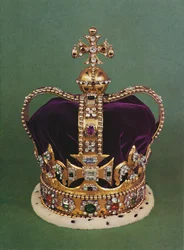 St. Edwards korona, amellyel az uralkodót koronázzák, 1953