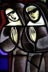 Ólomüveg Notre-Dame-de-la-Trinite templomban Nuns, Blois, Franciaország