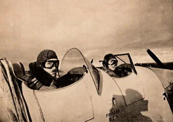 Oktatórepülés kezdete egy Miles Magisterben. A növendék a hátsó pilótafülkében ül, 1940