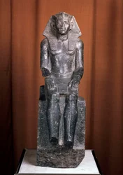 III. Amenemhat fáraó szobra, ie 19. század