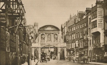 Temple Bar: A város határa a strandon 1878-ban, 1935 körül.