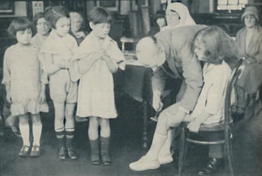 A patella reflex tesztelése idegbetegség jeleként, c1935