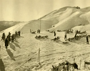 A Hafelekarbahn sífelvonó, Innsbruck, Tirol, Ausztria, 1935.