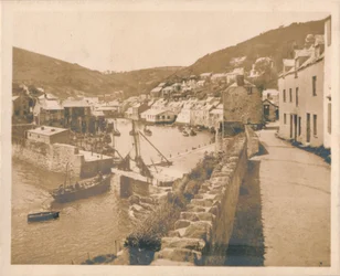 A kikötő bejárata - Polperro, 1927