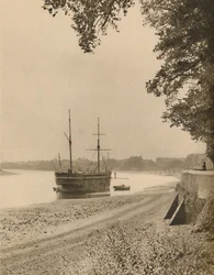 Az öreg Stork horgonyzóhelyén, Chiswick Mall előtt, kb. 1935