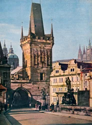 A Károly király híd óvárosi vége, Prága, Cseh Köztársaság, 1943