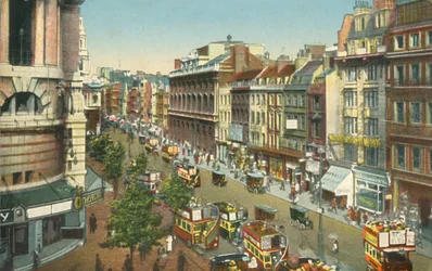 The Strand, London, 1910.