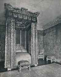 A velencei nagykövetek, Rom Knole-ban. The Bedstead Made for James I, The Chair and Stools of the