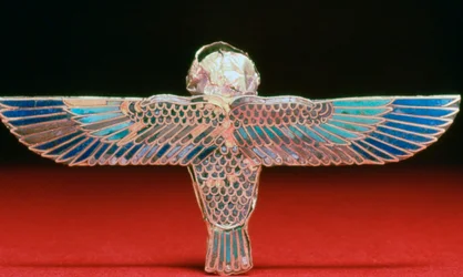 Arany szárnyas ba amulett háta, Ptolemaioszi korszak, Egyiptom, Kr.e. 4-1.