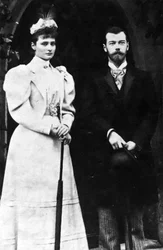 Alexandra Fedorovna cárnő és II. Miklós orosz cár, 1900 körül.