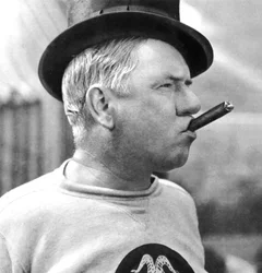 WC Fields, amerikai komikus és színész, 1934-1935