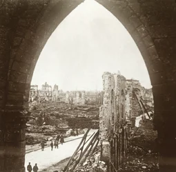 Ypres a romokban, Flandria, Belgium, 1914-c1918