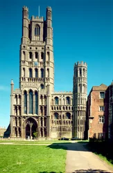 Ely katedrális, (1102-től), nyugati homlokzat, Ely, Cambridgeshire, Egyesült Királyság