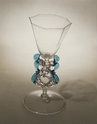 Facon de Venise sárkányszárú serleg, 17. század