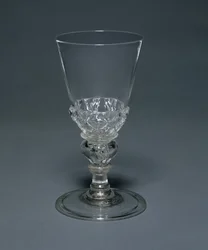 Ólomüveg serleg: Facon de Venise, 1680 körül