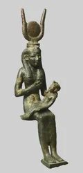 Az egyiptomi istennő bronz szobra