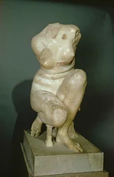 Guggoló Aphrodité, a Kr.e. 3. század végi görög bronz (márvány) római másolata
