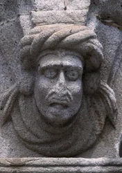 Egy fríz részlete egy történelmi épületen a Köztársaság téren (Praca da Republica) Viana do Castelóban. Portugália