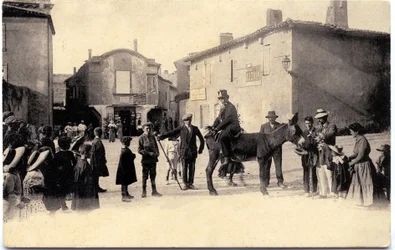 Szamártorony 1900 körül, Carcassonne (képeslap)