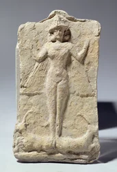 Ishtar istennőt körülvevő szimbolikus motívumokkal díszített tégely, babilóniai, ie 1700 körül (terrakotta)