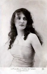 Miss France 1920 (képeslap)