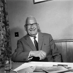 Svájc Gustave Cardineaux