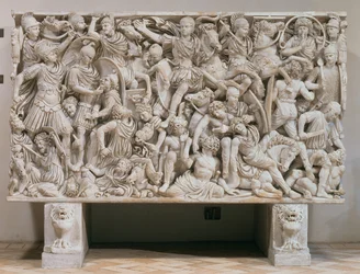A Ludovisi szarkofág a barbárok ellen harcoló rómaiak magas domborművével, i.sz. 250-80 (márvány)