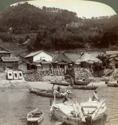 Obatake halászfalu a beltengeren, északra néz a teraszos rizsföldekre, Japán, 1904