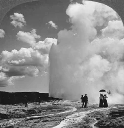 Az Old Faithful gejzír, Yellowstone Nemzeti Park, USA, a 19. század eleje.