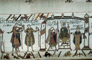 Hitvalló Edward halála után Harold koronás király lett II. Harold néven 1066-ban. Részlet a bayeux-i kárpitról vagy Mathilde királynő hímzéséről