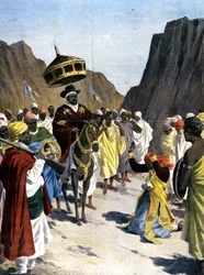Borumiedában a Ras Mangacha, az abesszíniai Tigrai tartomány (Tigray) kormányzója aláveti magát Negus Meneliknek (1844-1913) a kővel a nyakában. 1899. Ill. a Sziluett a sajtó számára.