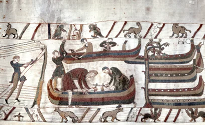 Hajóépítés Guillaume megbízásából - Bayeux gobelin, Mathilde királynő hímzéseként ismert