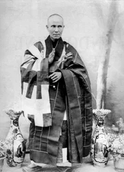 Annamese bonze Cochinchinában, Indokínában, 1900 körül (fekete-fehér fotó)