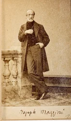 Giuseppe Mazzini portréja, autogrammal (f/w fotó)