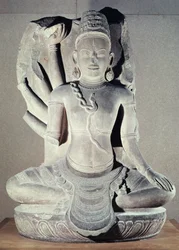 Shiva tíz karral, a Thap Banh It templomból, Binh Dinhből, Vietnamból, 11-12. század (homokkő)