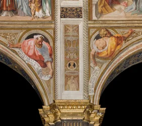 Központi hajó, Plume második és harmadik fesztáv észak, Vincenzo Campi 1573, mellszobrok prófétákkal