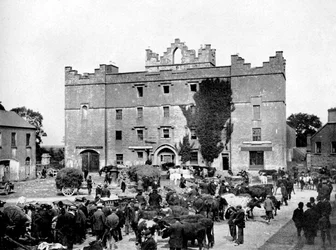 The Old Gaol, Roscommon, Írország, 1924-1926.
