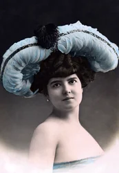 Paule Delys, színházi színésznő, 1904.