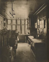A Cock első emeleti grillterme, kilátással a Fleet Streetre, 1935 körül