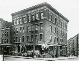 767 East 152nd Street, 1915. december 7