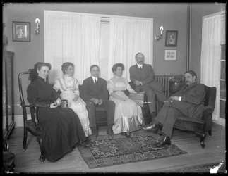 Quinn családi csoportportré, 1911-12 körül
