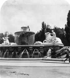 A Wittelsbacher Brunnen, München, Németország, 1900-as évek.