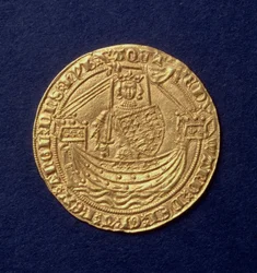 III. Edward (1312-77) nemesének előlapja, amelyen a király egy hajón látható, Calais pénzverde, bevezető. 1344 (arany) (hátra lásd: 110161)