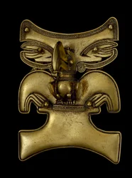 Tukánná átalakult sámán medál, i.sz. 500-1550 (arany)
